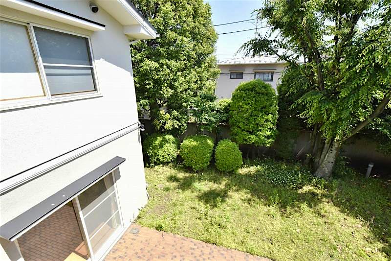 building_exterior2_filename