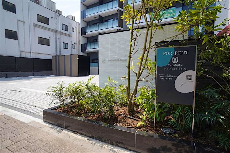 building_exterior2_filename