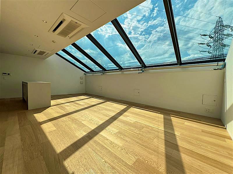 property_interior1_filename