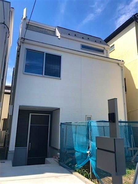 building_exterior_filename