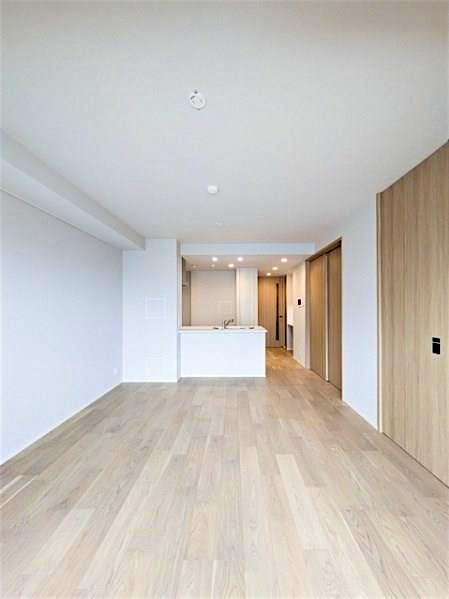 property_interior1_filename