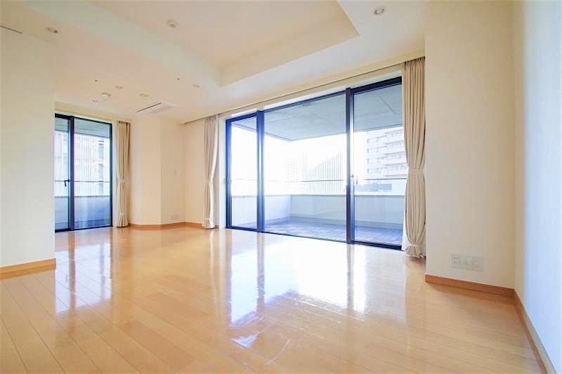 property_interior1_filename