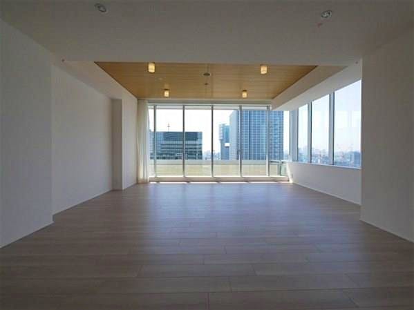 property_interior2_filename