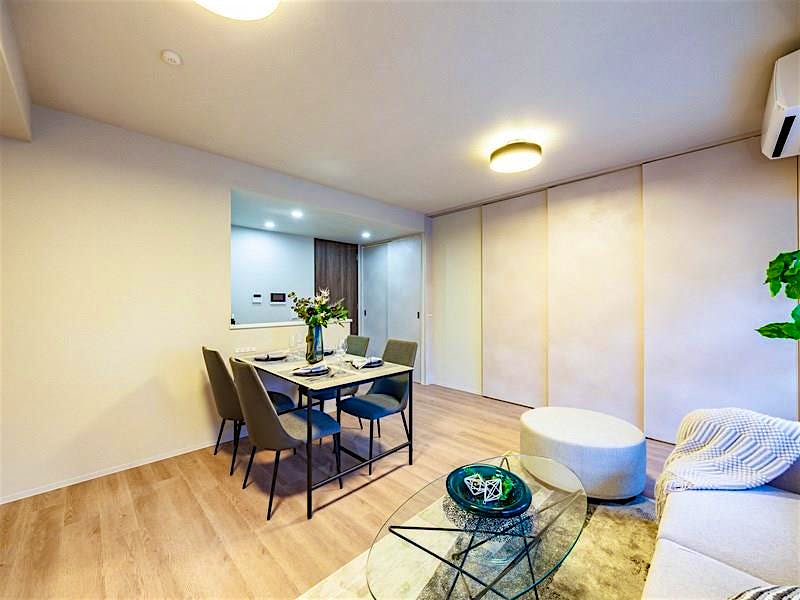 property_interior2_filename