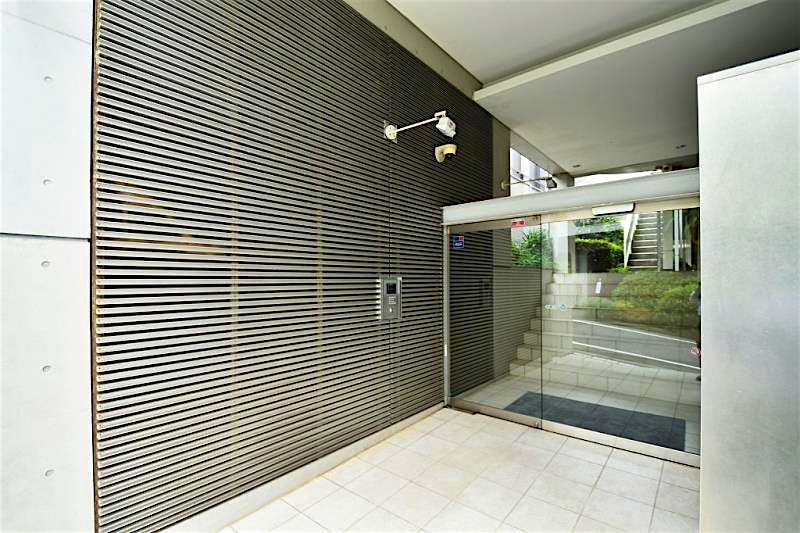 building_exterior2_filename