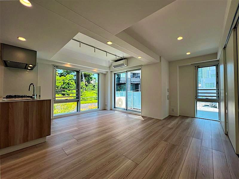 property_interior1_filename