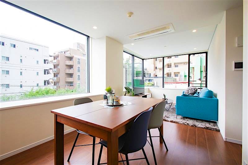 property_interior1_filename