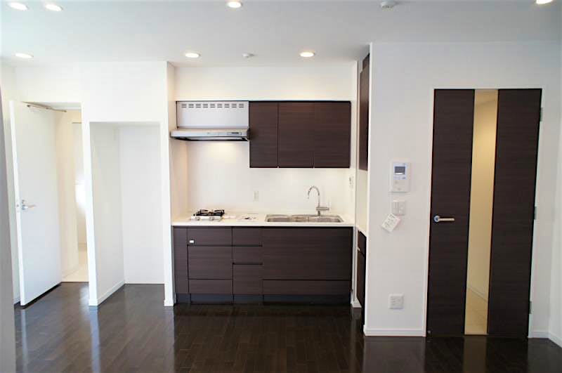 property_interior2_filename