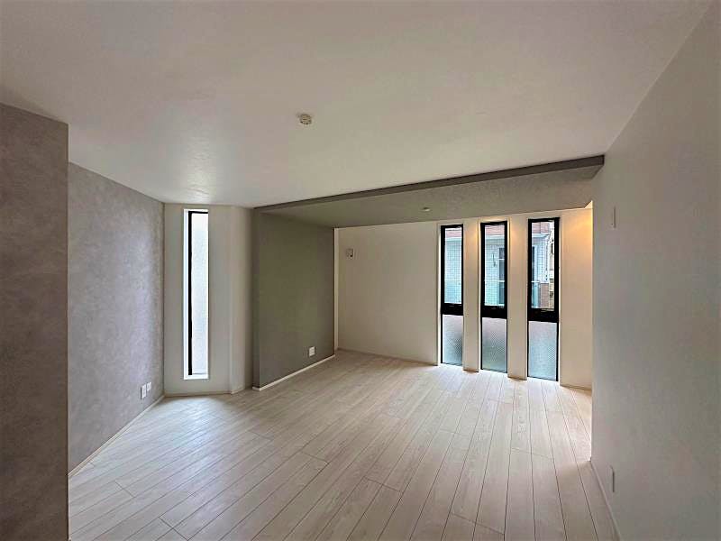 property_interior1_filename