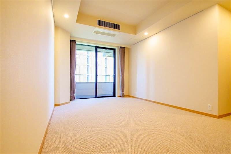 property_interior2_filename