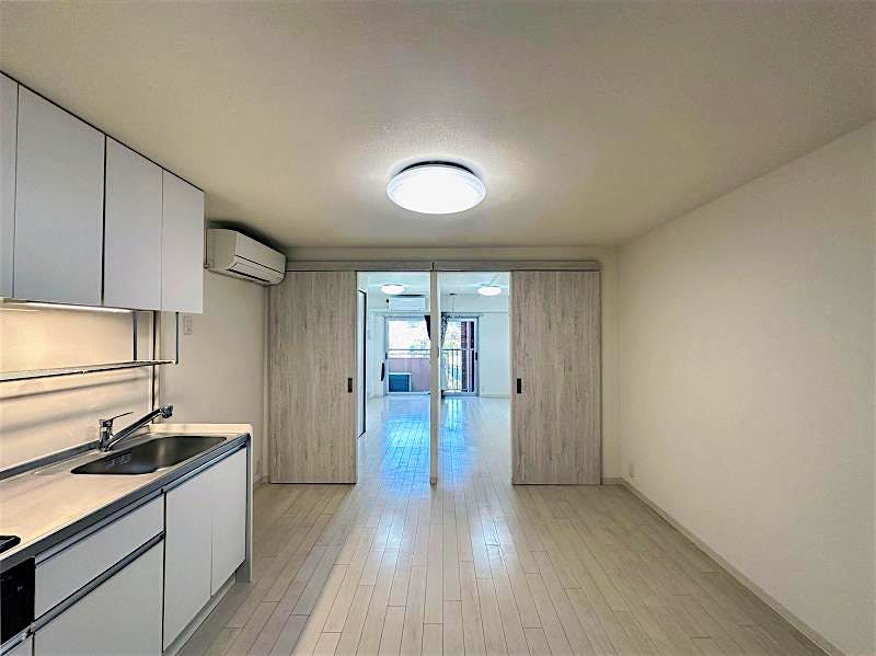 property_interior1_filename