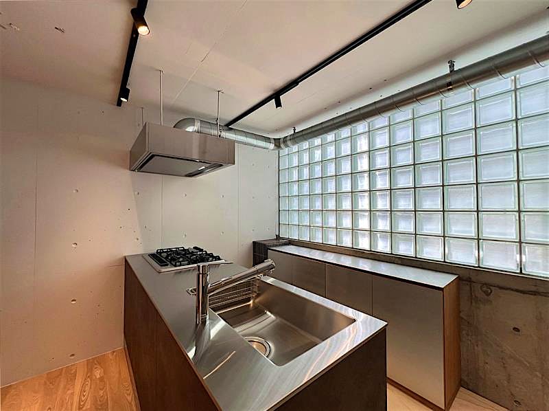 property_interior2_filename