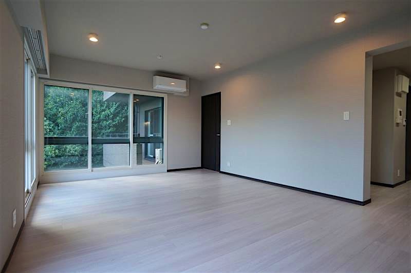 property_interior1_filename