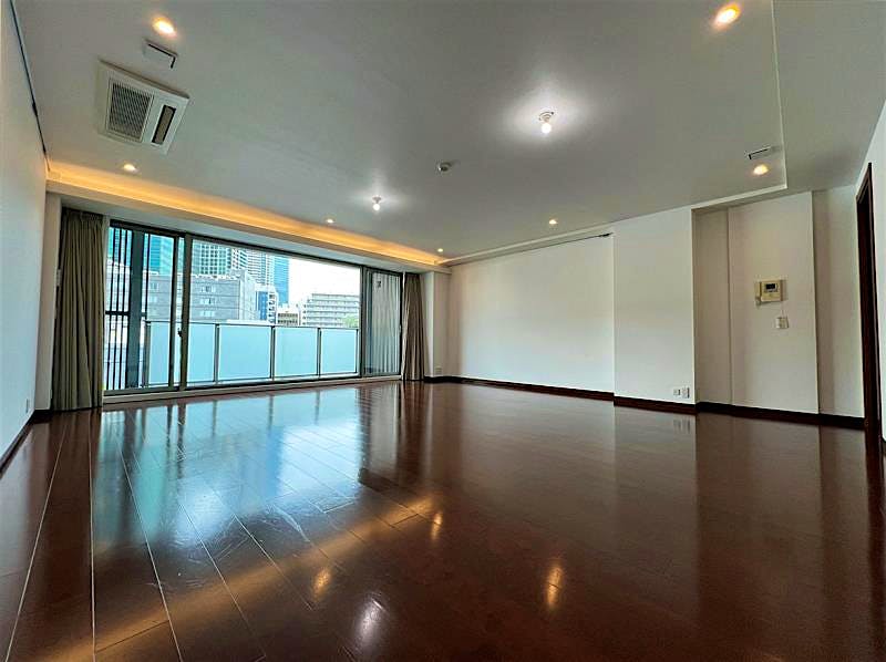 property_interior1_filename