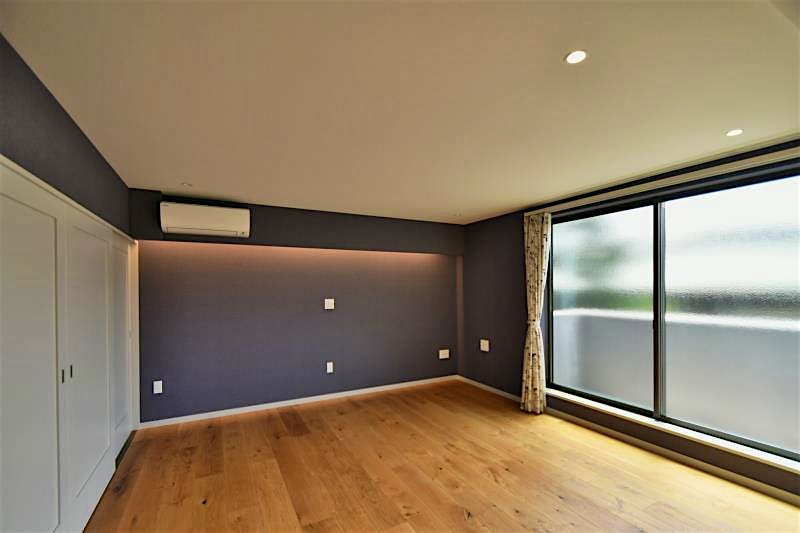 property_interior2_filename
