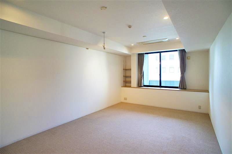 property_interior1_filename