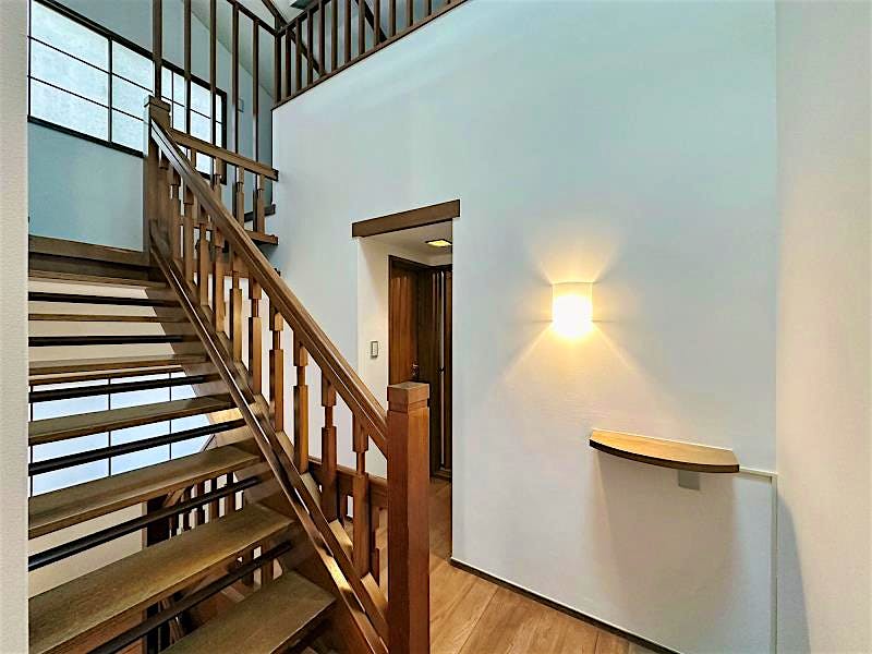 property_interior2_filename