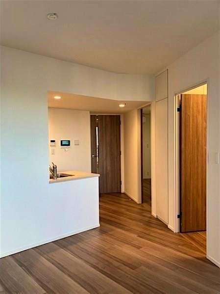 property_interior1_filename