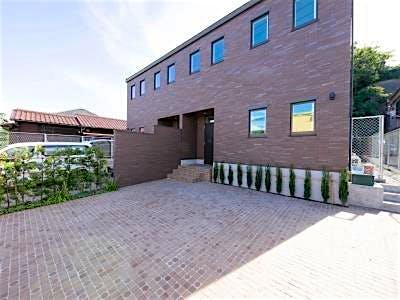 building_exterior2_filename