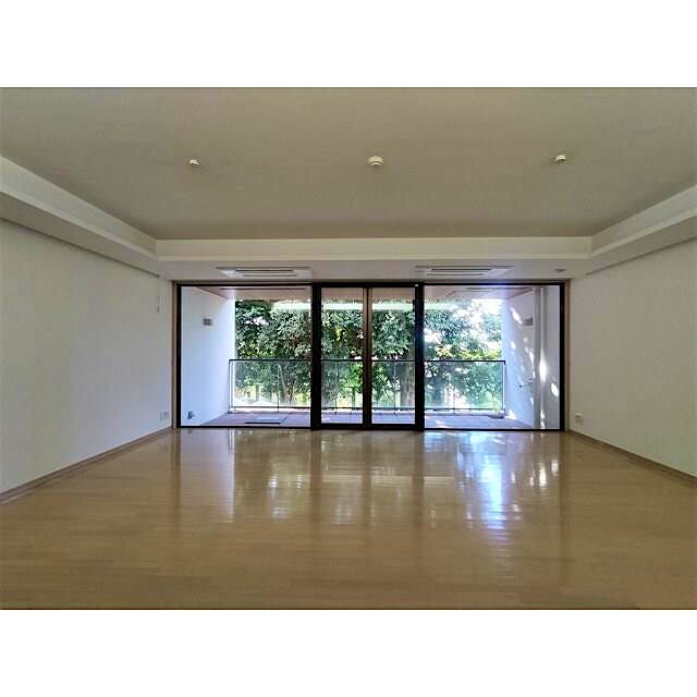 property_interior1_filename