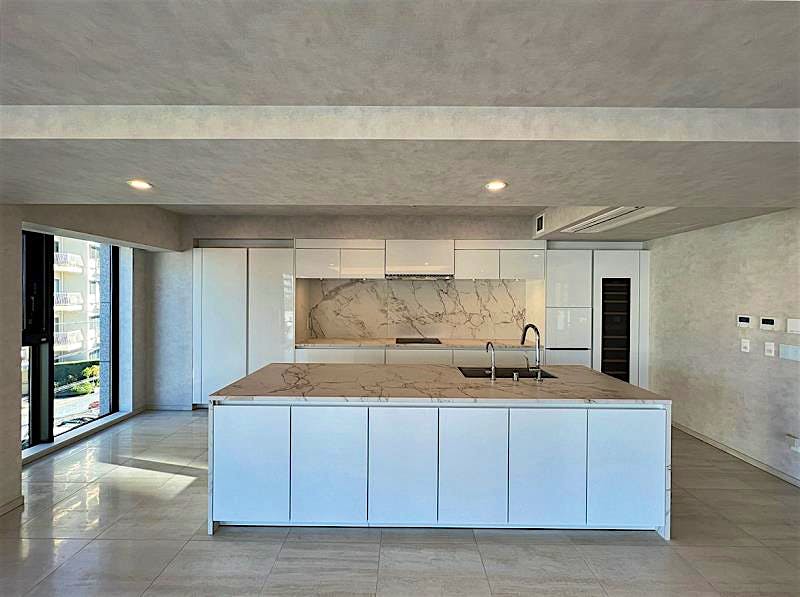 property_interior2_filename