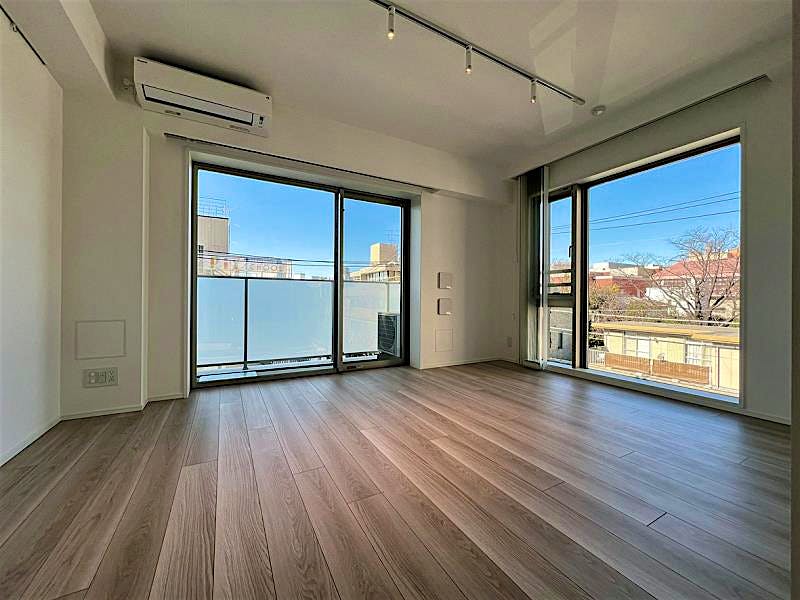 property_interior1_filename